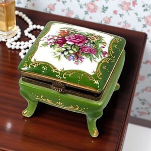 Vintage Norleans Japan Footed Porcelain Trinket Box Green Floral Gilt Vanity